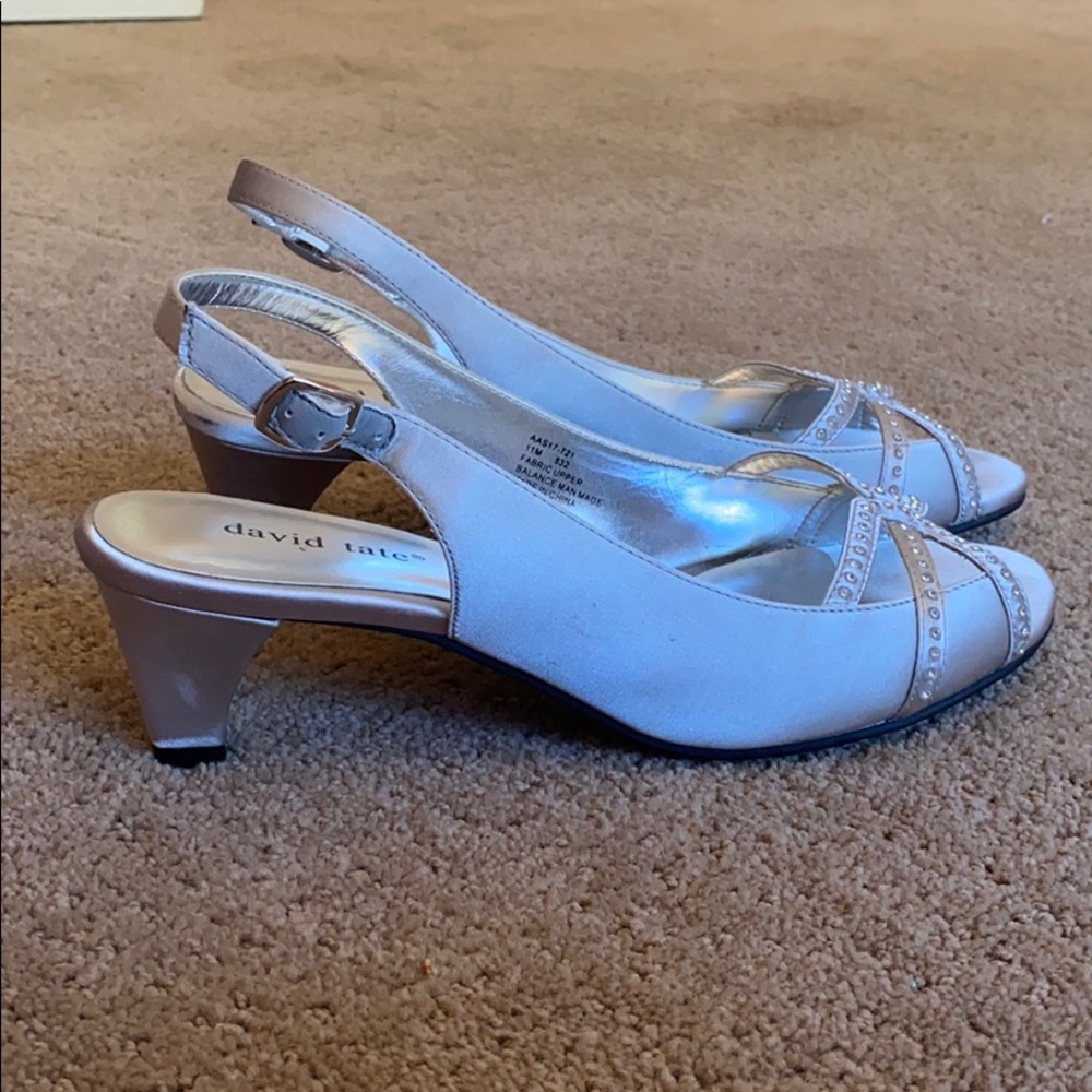 David Tate Silver Rhinestone Short Heels - Picture 3 of 3